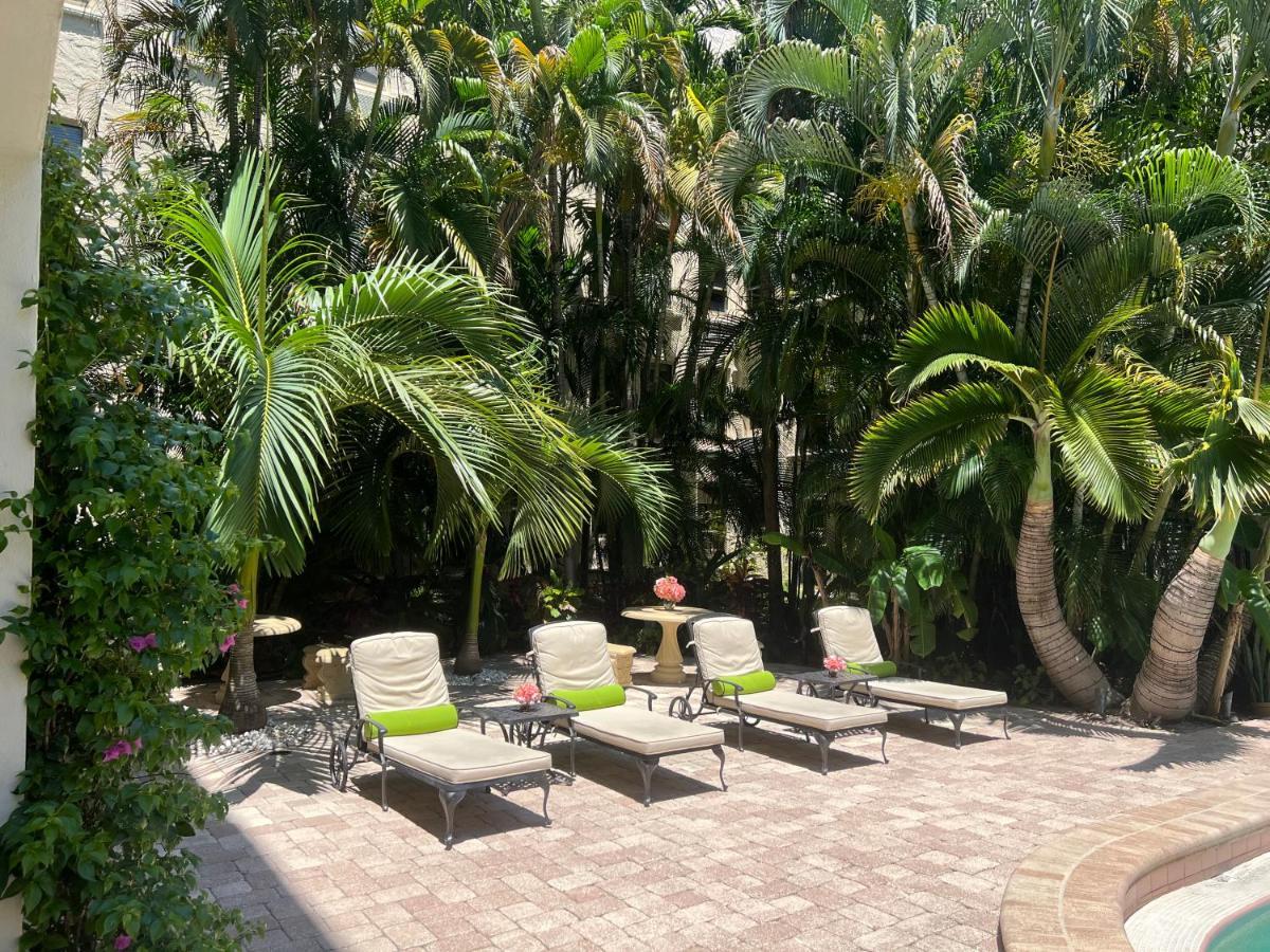 Blue Orchid Apartment-Palm Beach-Pool Exterior photo